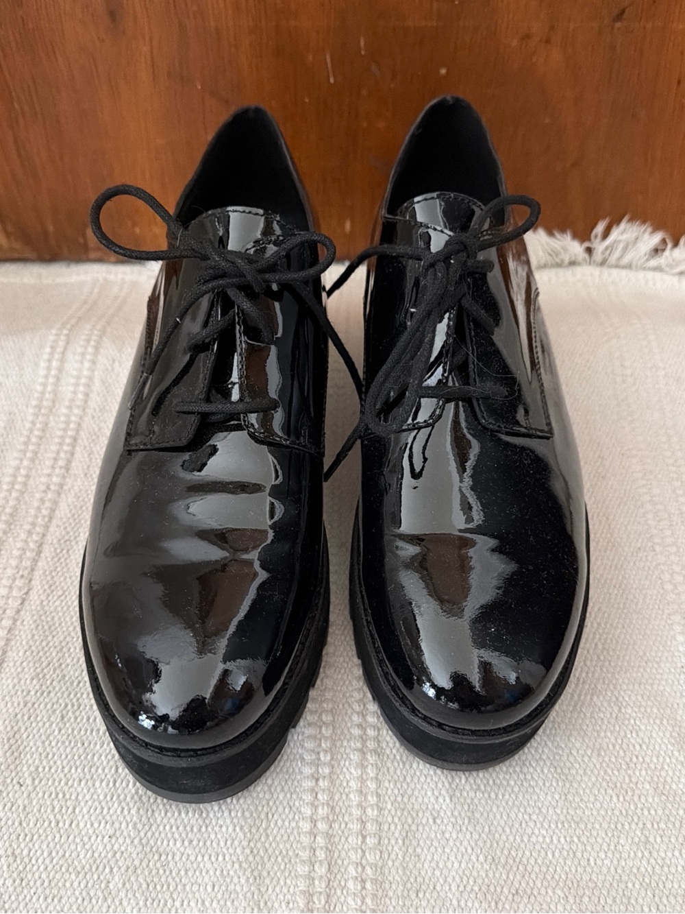 Eileen Fisher Black Patent Lace-Up Platform Oxfords